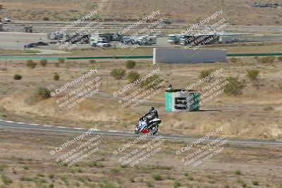 media/Apr-20-2025-AHRMA (Sun) [[393a79c373]]/Race/Group 11 early race/Turn 4b/